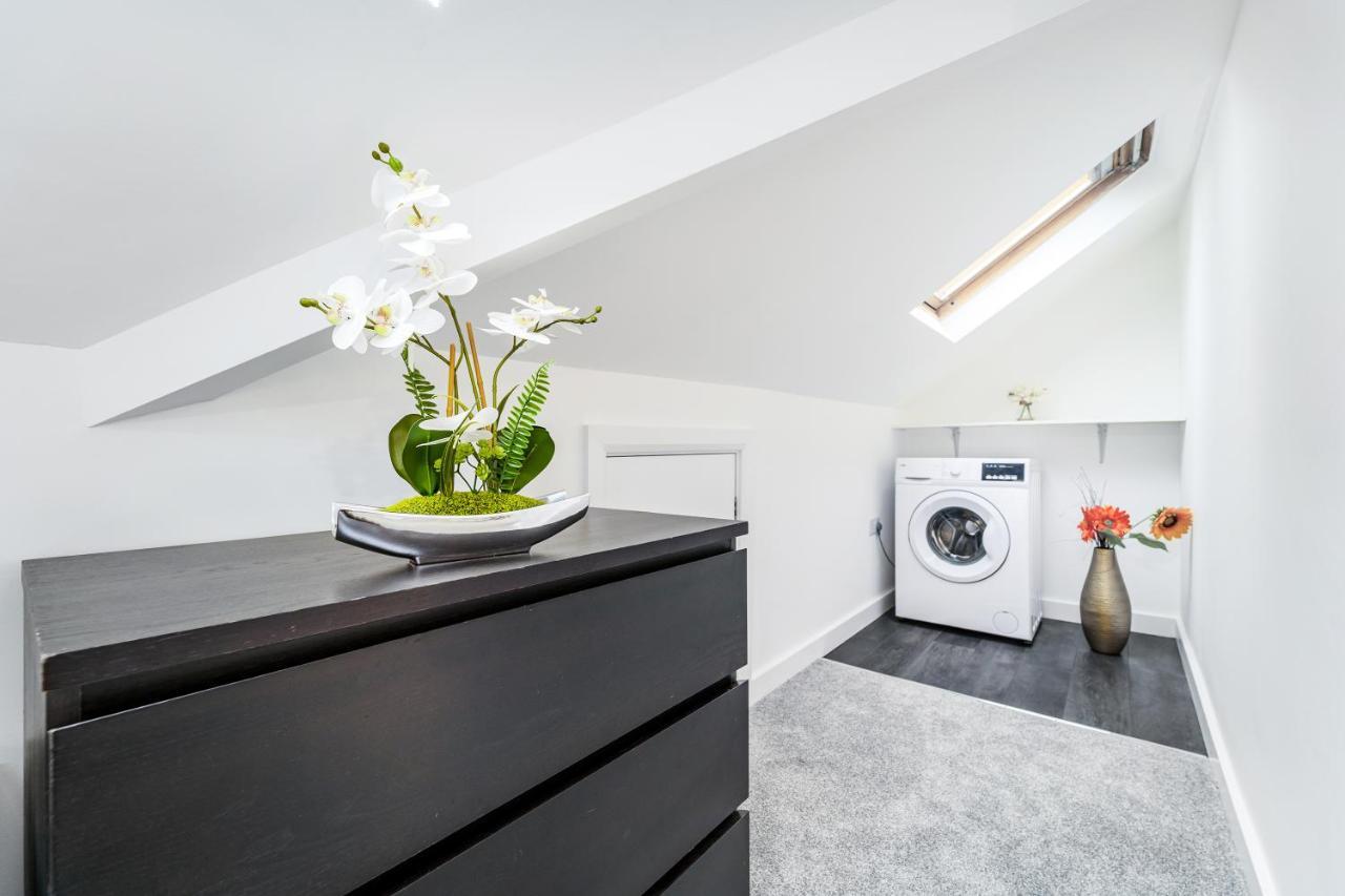 טדינגטון Twickenham Apartments By Charles מראה חיצוני תמונה